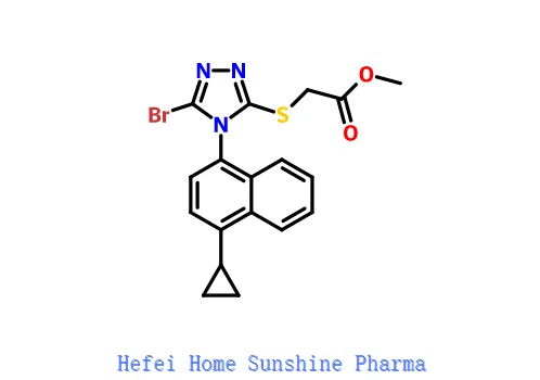 Metyl 2-((5-bromo-4-(4-cyklopropylnaphthalen-1-yl)-4H-1,2,4-triazol-3-yl)thio)acetat CAS 878671-99-9